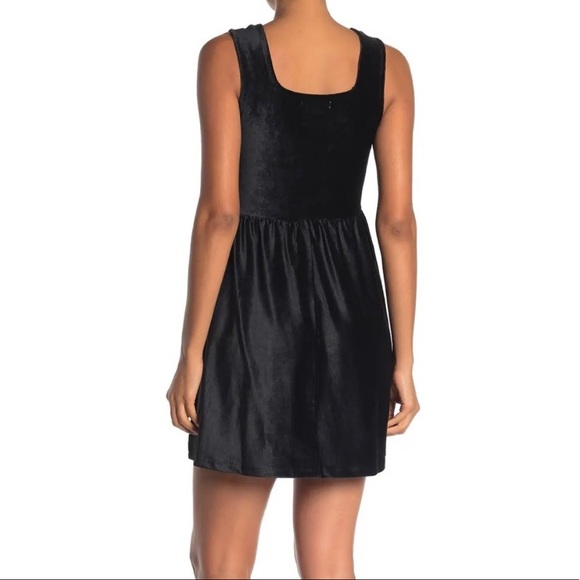 GOOD LUCK GEM / black velvet/corduroy dress / size medium - Picture 2 of 6